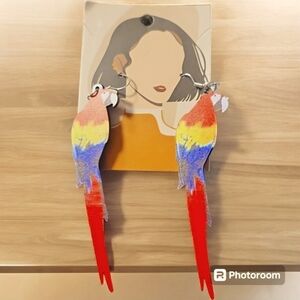 Unique and Exquisite Parrot Dangle Drop Earrings
